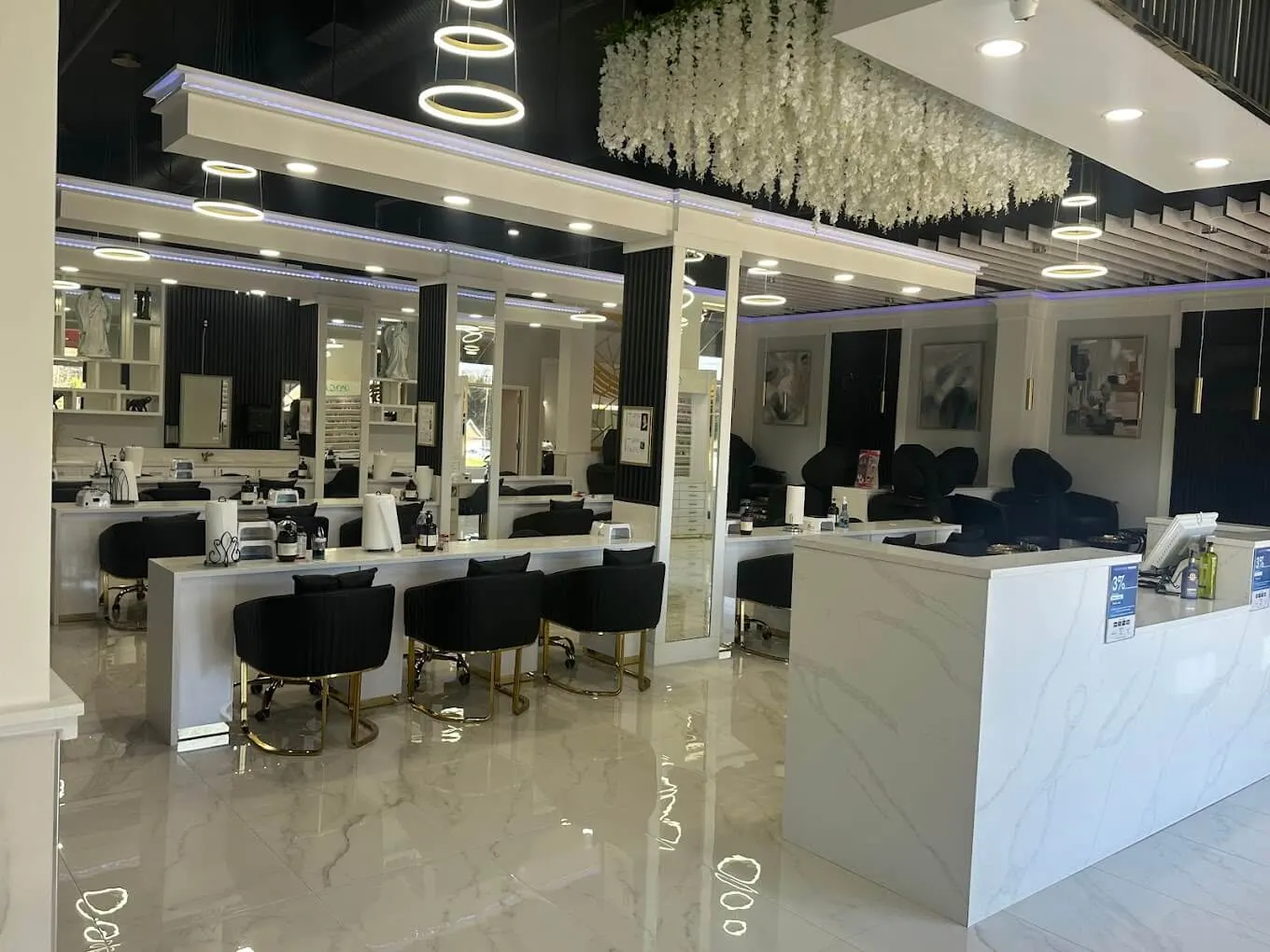 Hermes T Salon & Suites furniture by D3, photo 4